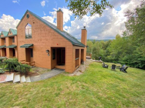 MWP59 Mount Wash Place Townhome fireplace large deck yard